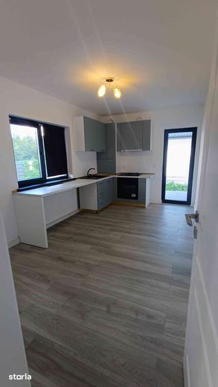 Casă cu 4 camere cu Teren 470 Mp în Holboca
