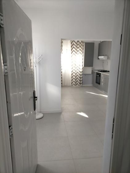 Apartament cu 3 camere în Valea Adâncă