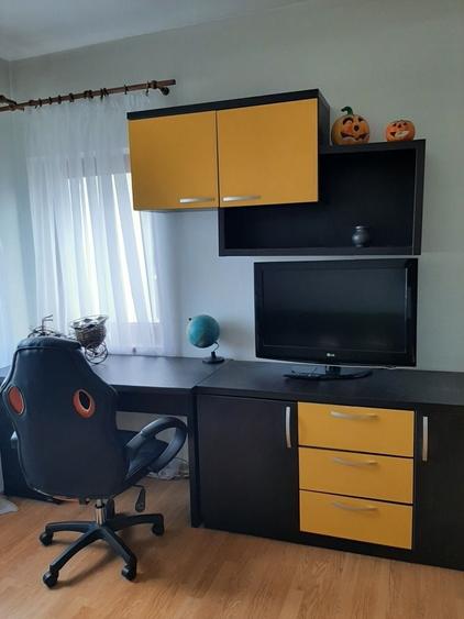 Casă cu 4 camere cu Teren 300 Mp în Central