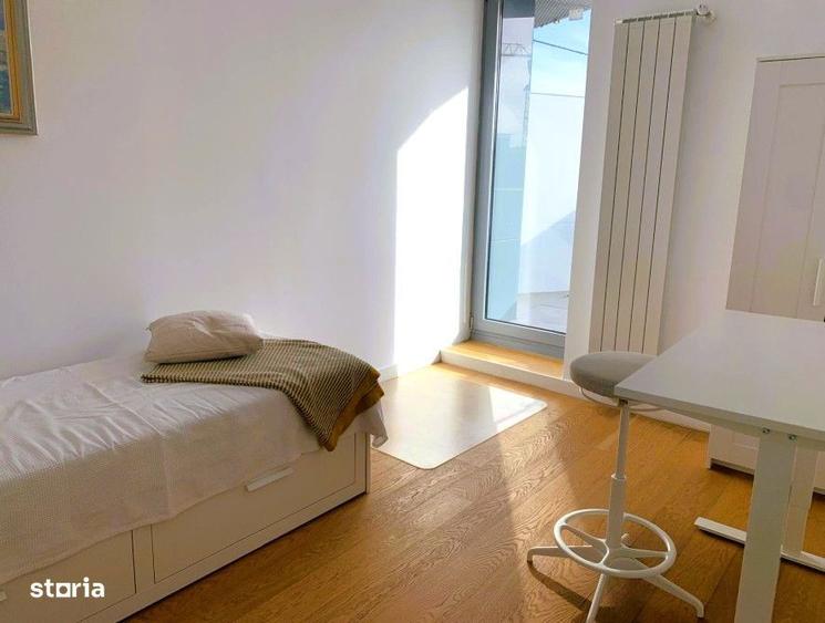 Apartament cu 3 camere decomandat în Victoriei
