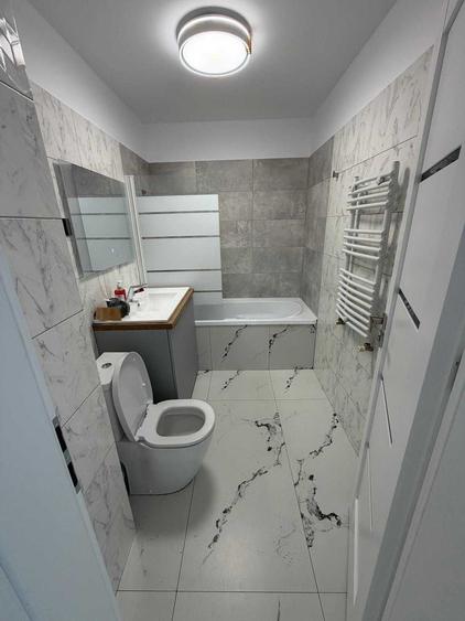 Apartament cu 3 camere decomandat în Alexandru cel Bun