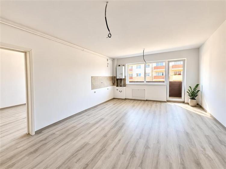 Apartament cu 2 camere decomandat în Sânpetru