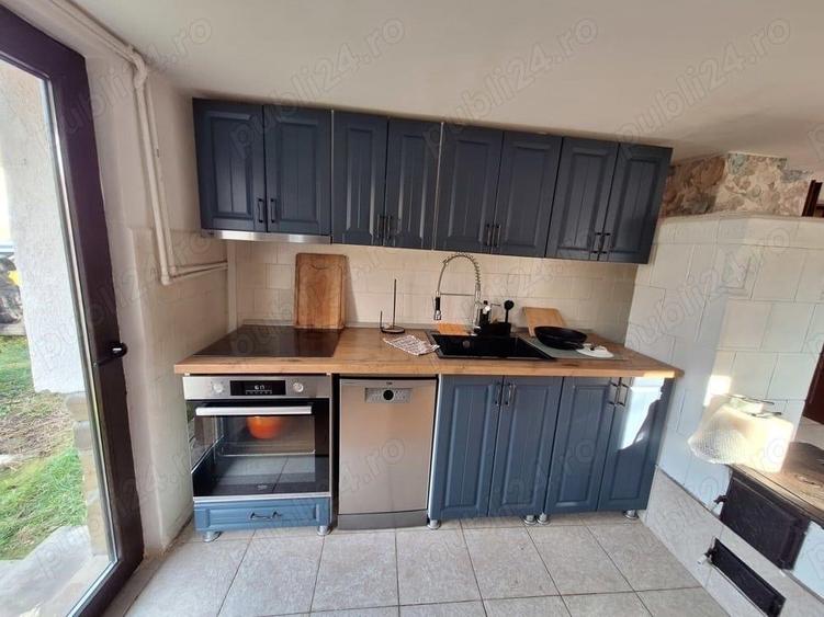 Casă cu 5 camere cu Teren 1700 Mp în Central