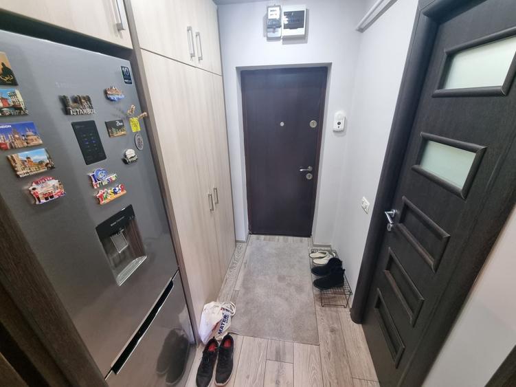 Garsonieră decomandată, mobilată în Tomis III
