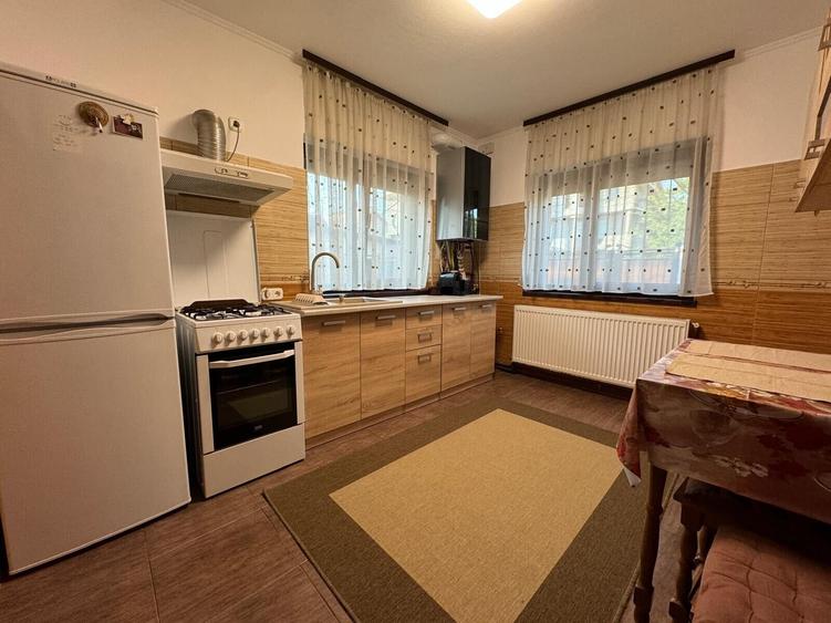 Casă individuală cu 7 camere cu Teren 259 Mp în Jilava