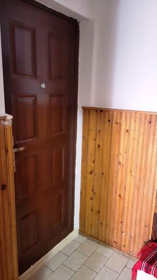 Apartament cu 2 camere decomandat în Micro 5