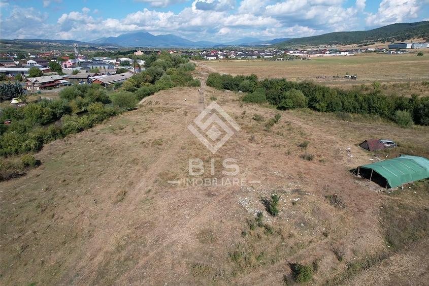 Teren agricol extravilan de 12600 mp, în Unirea
