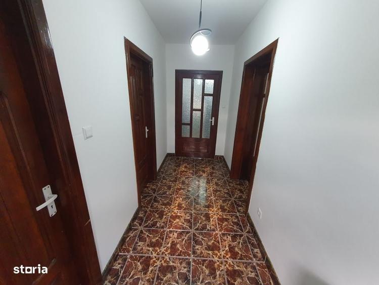 Casă cu 4 camere decomandat cu Teren 500 Mp în Brâncoveanu