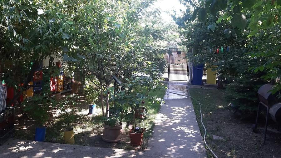 Casă cu 4 camere cu Teren 197 Mp în Poarta Albă