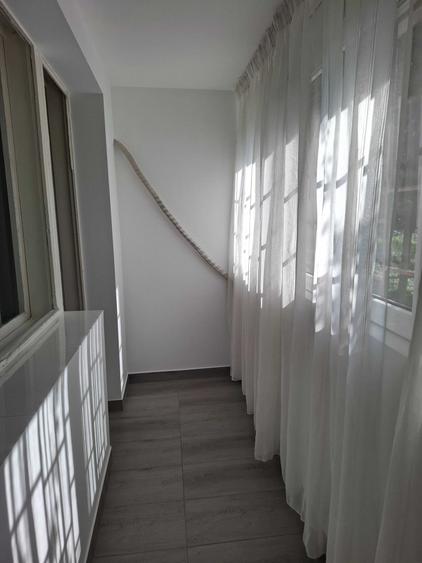 Garsonieră decomandată în Pajura