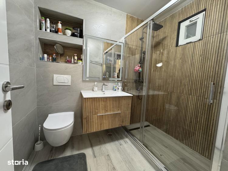 Apartament cu 3 camere decomandat în Nicolae Titulescu