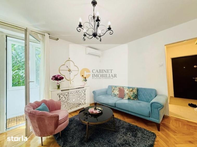 Apartament cu 2 camere semidecomandat, mobilat în Romană