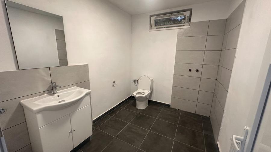 Birou, de 120 mp, în Orașul de Jos