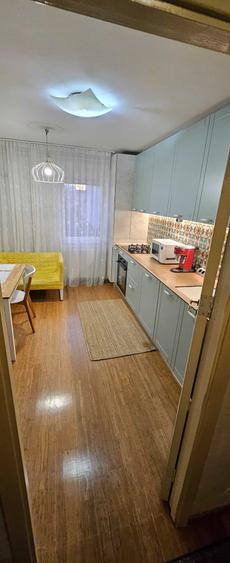 Apartament cu 3 camere decomandat în Popa Șapcă