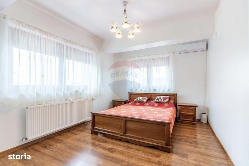 Casă cu 4 camere în Dumbrăveni