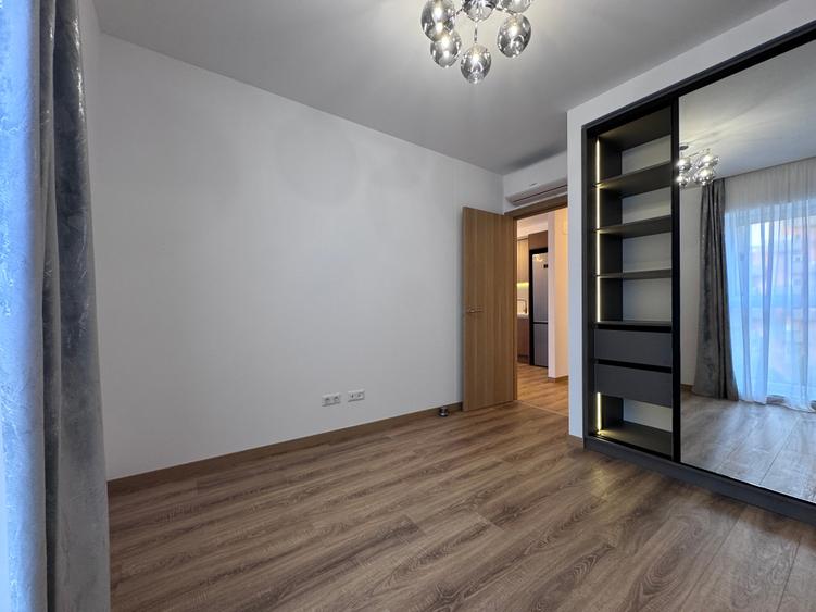 Apartament cu 3 camere în Costin Georgian
