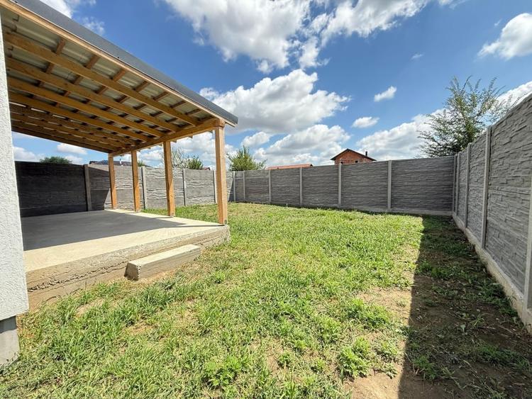 Duplex cu 4 camere cu Teren 287 Mp în Giroc