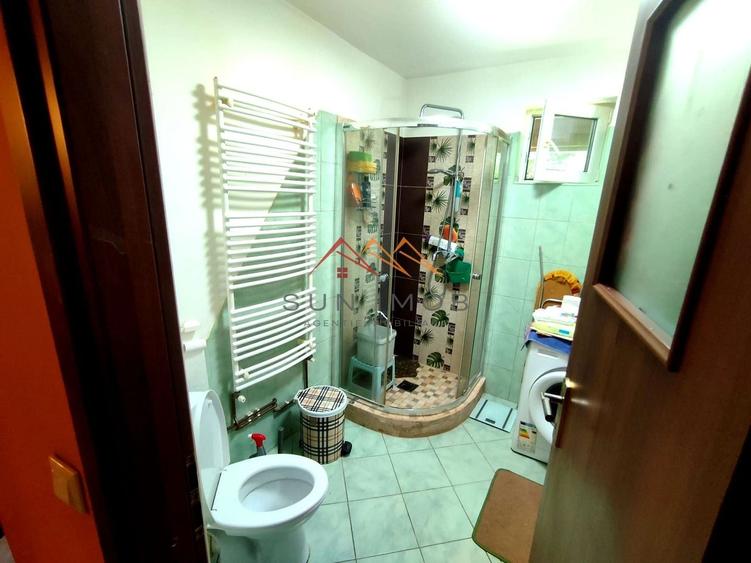 Casă individuală cu 3 camere cu Canalizare în Poiana Câmpina
