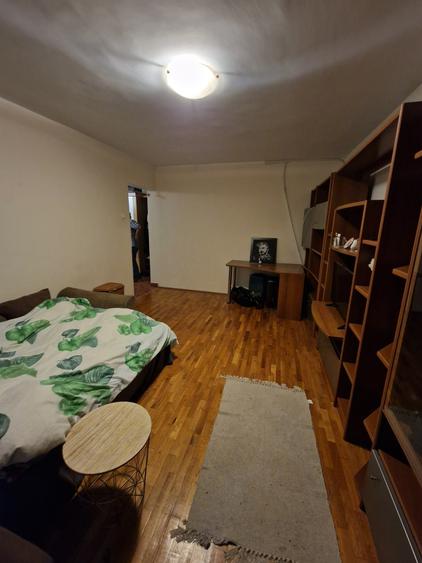 Apartament cu 2 camere decomandat în Aviației