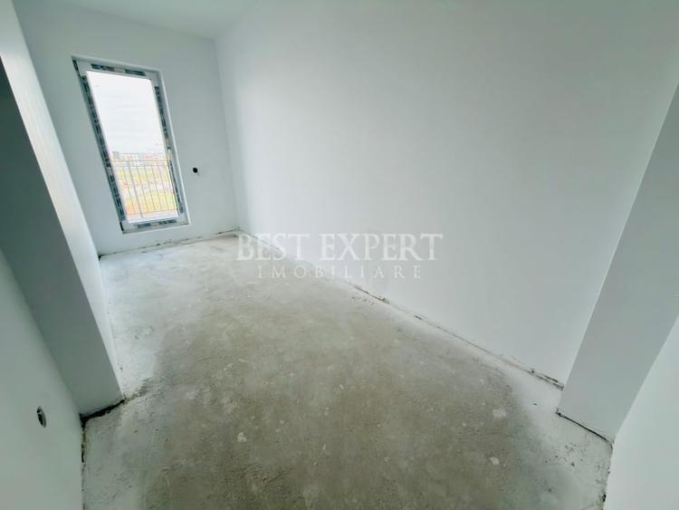 Apartament cu 4 camere decomandat în Theodor Pallady