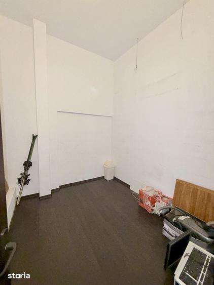 Spațiu comercial, de 144 mp, în Central