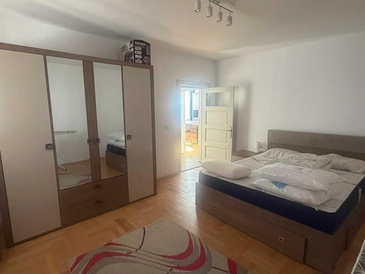 Casă cu 3 camere cu Teren 300 Mp în Cantacuzino
