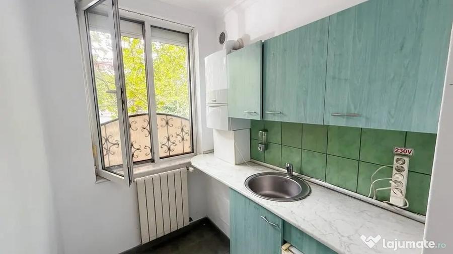 Casă cu 3 camere cu Teren 90 Mp în Pache Protopopescu