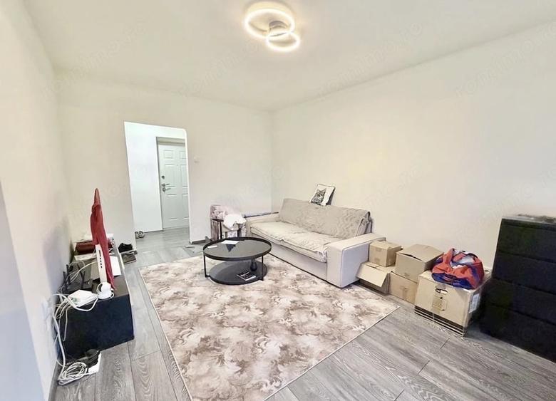 Apartament cu 2 camere decomandat în Semicentral