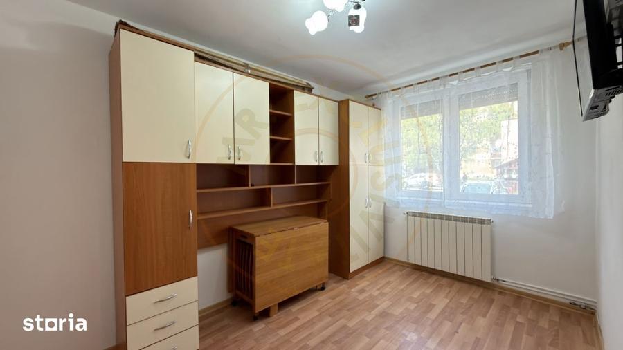 Apartament cu 2 camere decomandat, mobilat în Central