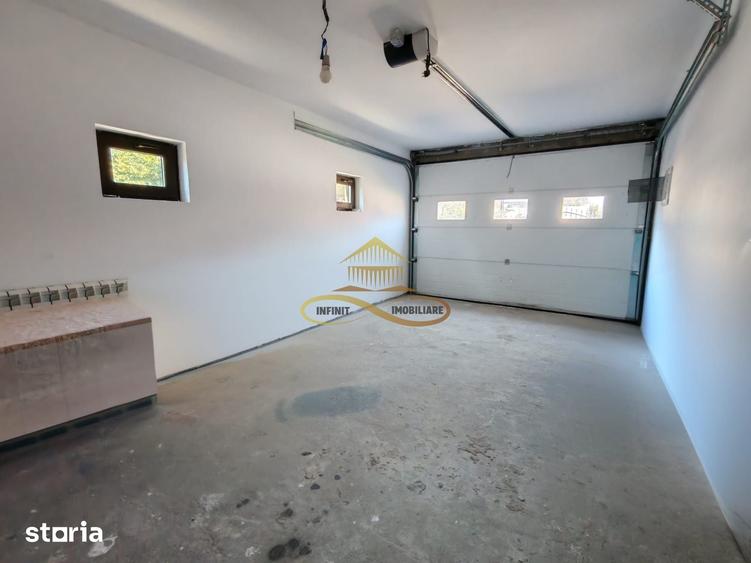 Casă cu 4 camere cu Teren 1009 Mp în Răcăciuni