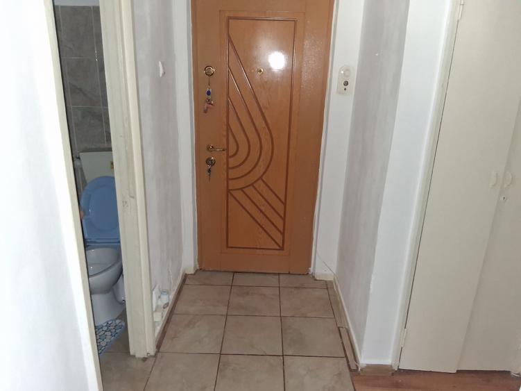 Apartament cu 2 camere decomandat în Gară