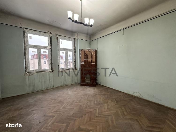 Apartament cu 3 camere decomandat în Central
