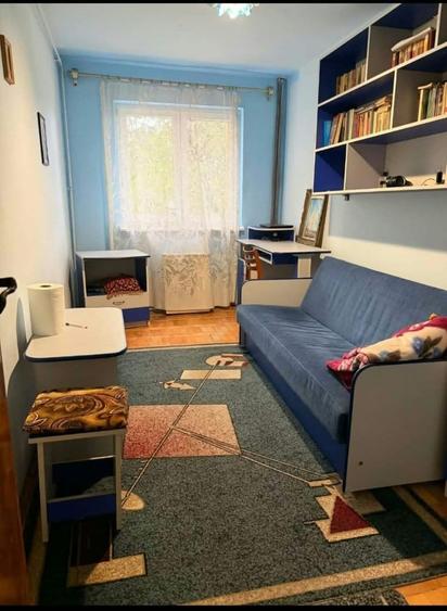 Vand Apartament 3 camere decomandat Dambu Pietros - 2