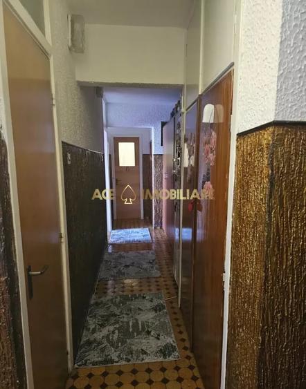 Apartament cu 3 camere decomandat, mobilat în Chitila