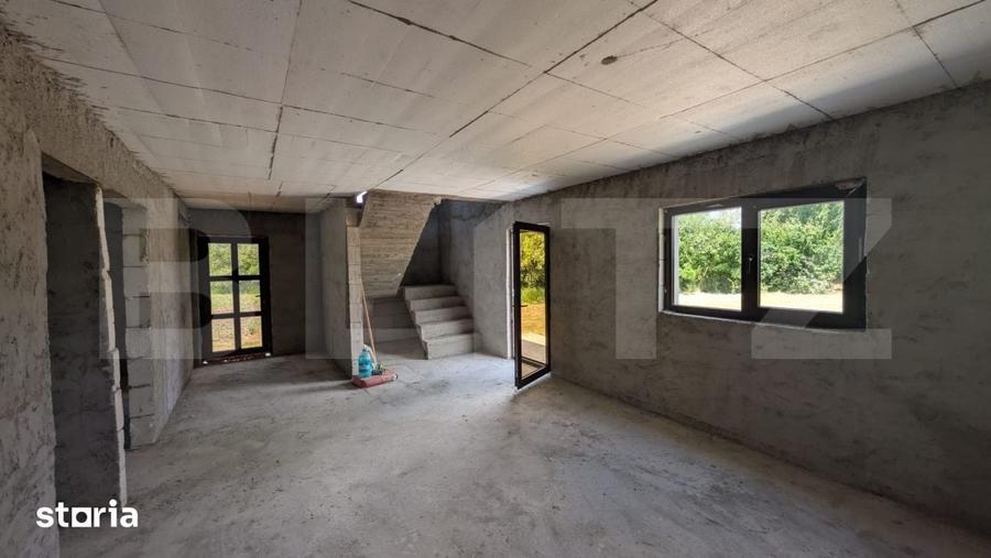 Casă cu 3 camere cu Teren 400 Mp în Răzvad