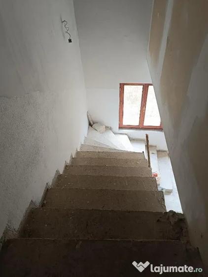 Casa zona V.Jelnei cu 14 arii teren, semifinisata - Bistrita (Bistrita-Nasaud) - 12