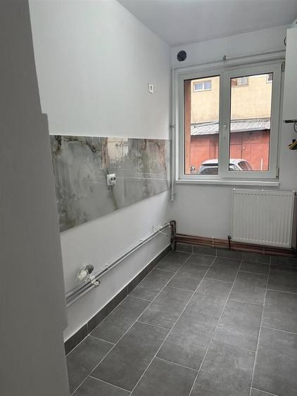 Apartament cu 2 camere, mobilat în Ultracentral