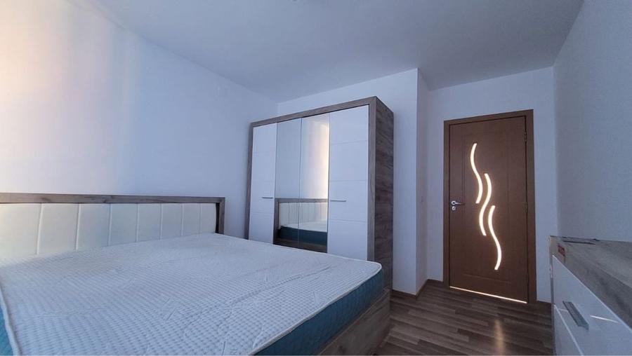 Apartament cu 3 camere decomandat în Dumbrăvița