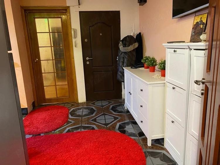 Apartament cu 3 camere decomandat în Ultracentral