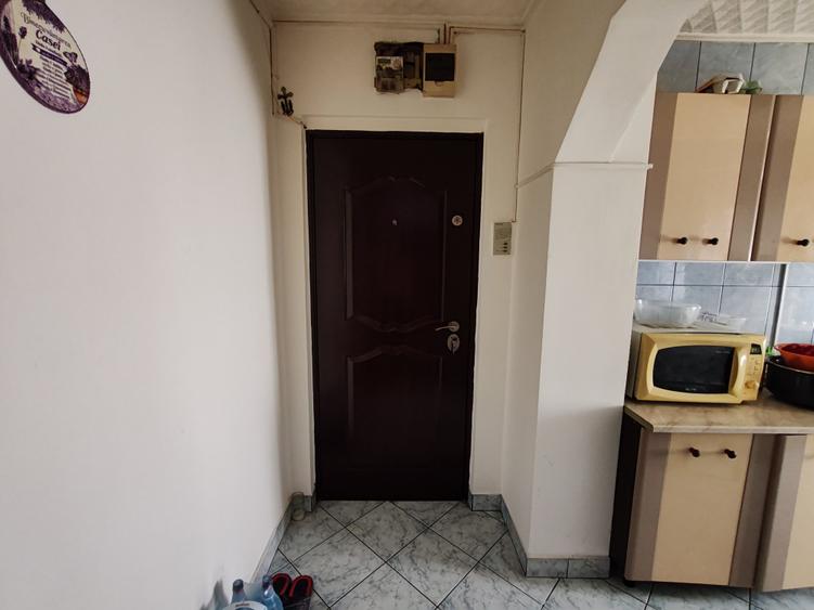 Apartament cu 2 camere semidecomandat în Bartolomeu