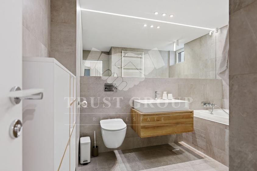 Apartament cu 5 camere decomandat, mobilat în Șoseaua Nordului