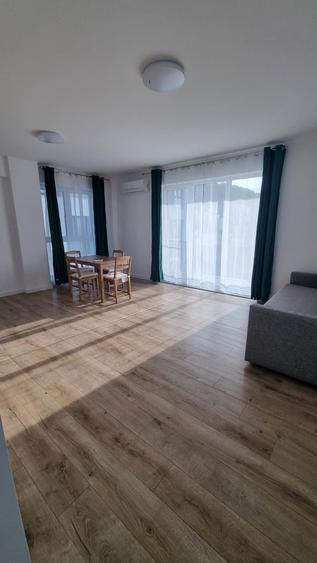 Apartament cu 2 camere decomandat în Florești