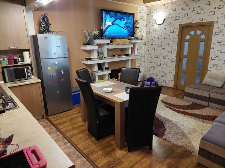 Casă cu 3 camere în Central