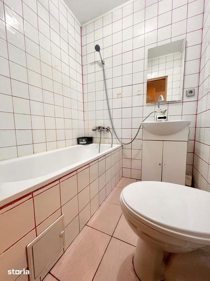 Apartament cu 2 camere, mobilat în Est