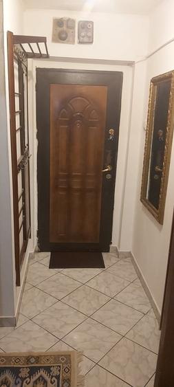 Apartament cu 2 camere decomandat în Apusului