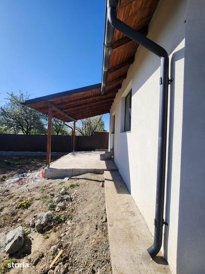 Casă cu 3 camere cu Teren 250 Mp în Mărgineni
