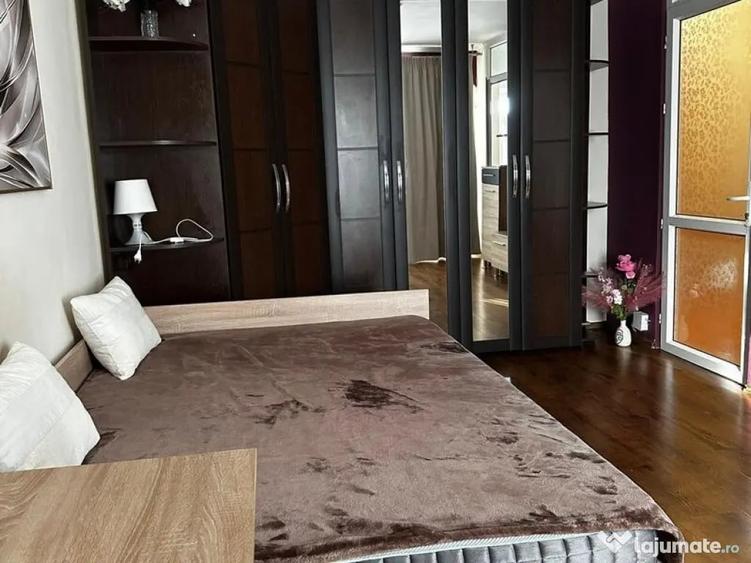 Garsonieră decomandată în Muncii