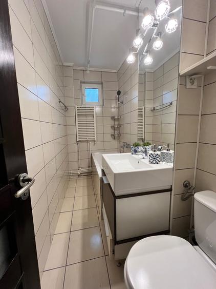 Apartament cu 2 camere nedecomandat în George Enescu