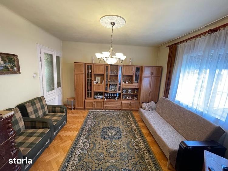 Apartament cu 5 camere în Central
