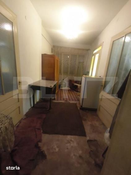Casă cu 3 camere cu Teren 1435 Mp în Central